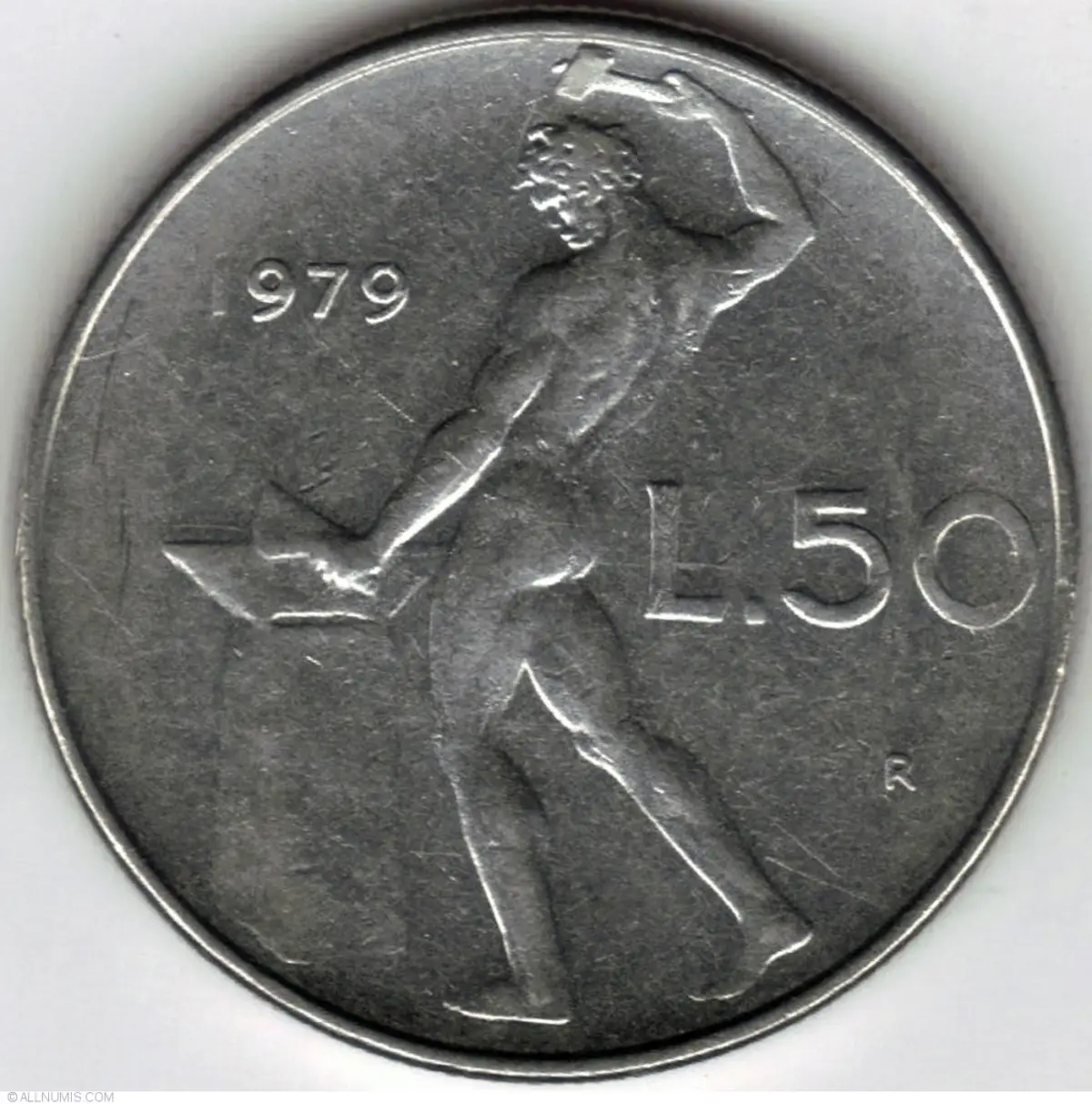 La rara moneta da 50 lire del 1954 può superare i 1.000 euro di valore La rara moneta da 50 lire del 1954 può superare i 1.000 euro di valore